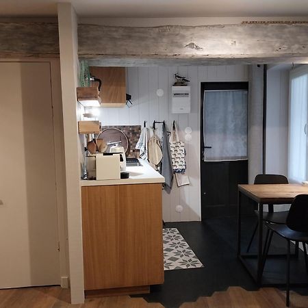 La petite cabane du pecheur Honfleur Extérieur photo