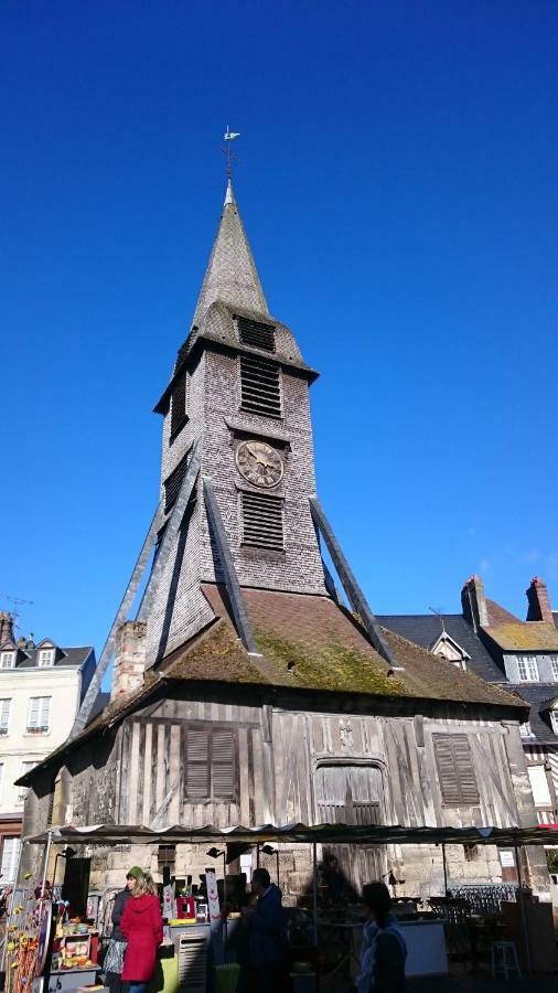 La petite cabane du pecheur Honfleur Extérieur photo